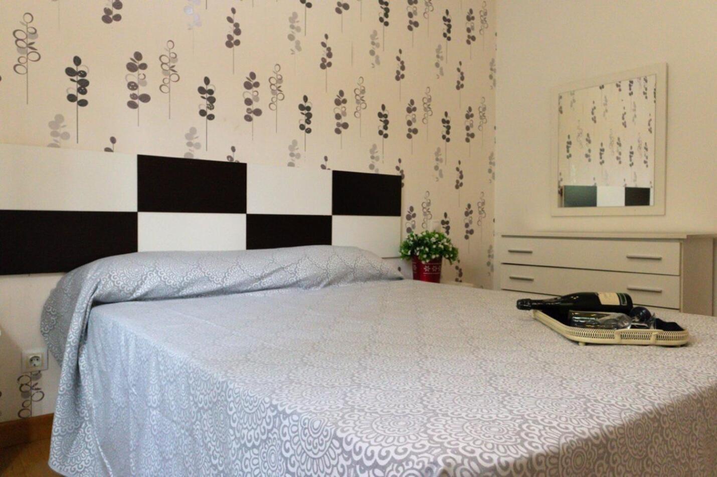 Antonio Lopez 217 Apartment Мадрид Екстериор снимка