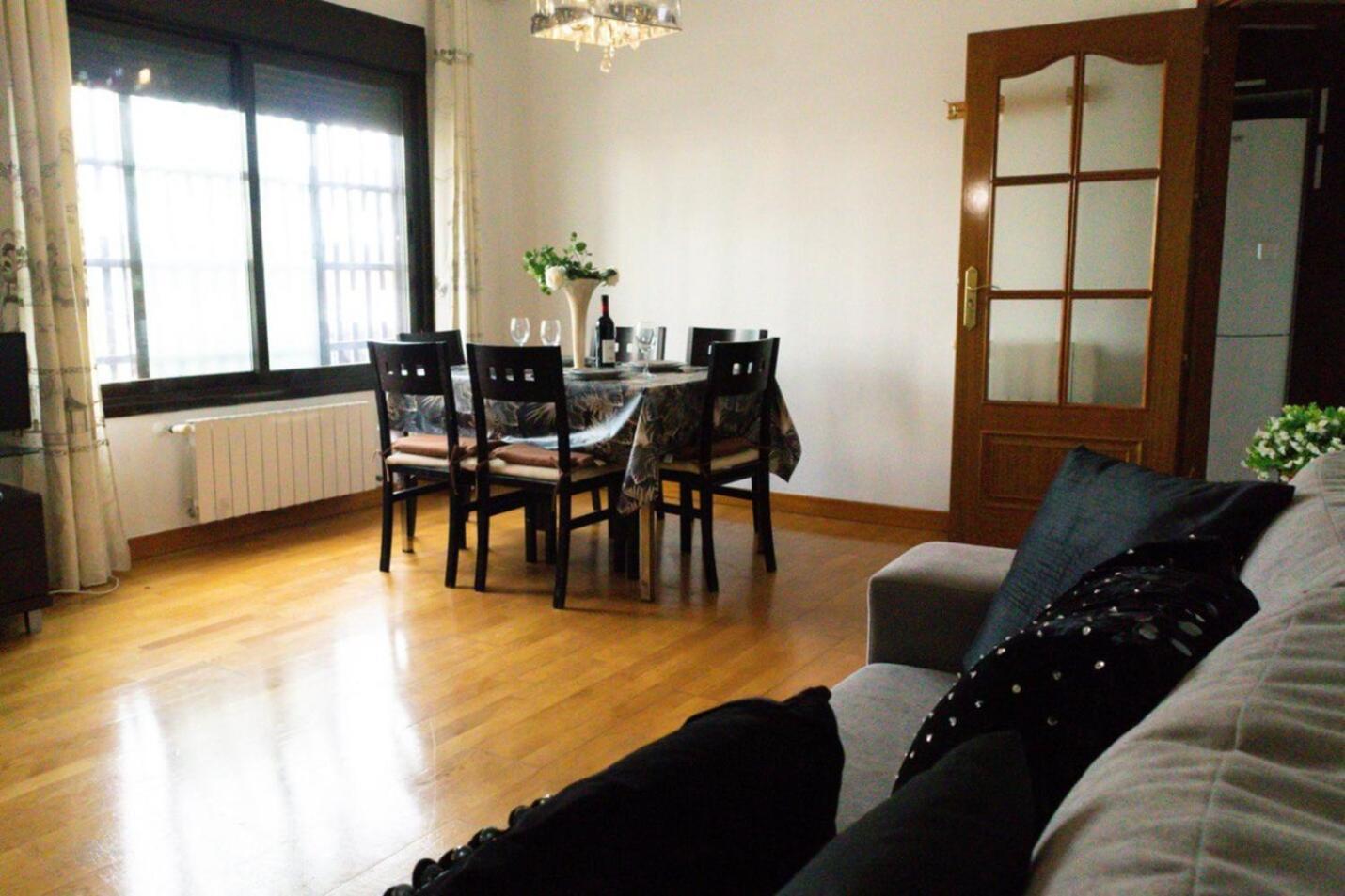 Antonio Lopez 217 Apartment Мадрид Екстериор снимка